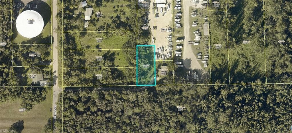10404 Betsy PKWY OTHER, FL 33956