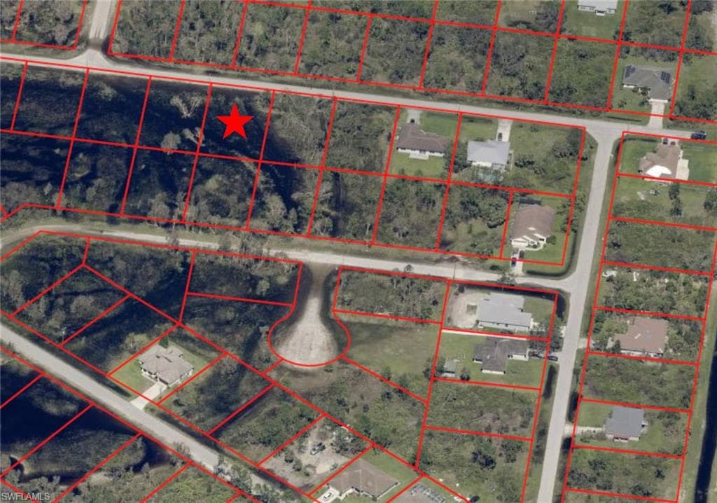 3415 42nd ST SW LEHIGH ACRES, FL 33976