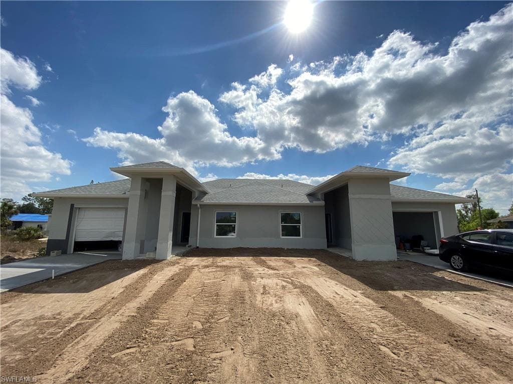 2213-2215 Hogan DR LEHIGH ACRES, FL 33973