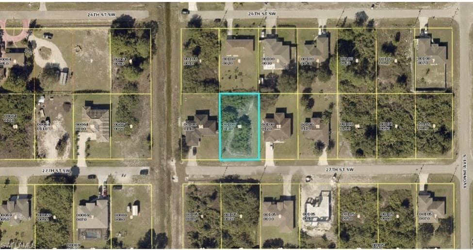 3810 27th ST SW LEHIGH ACRES, FL 33976