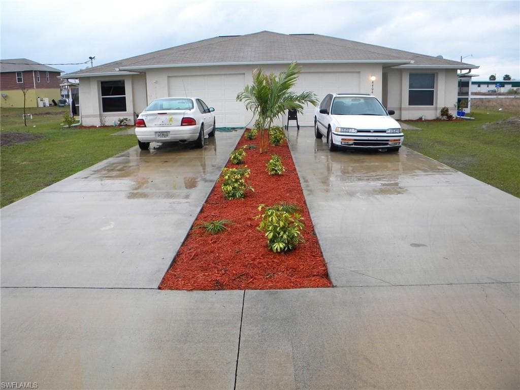4404-4406 24th ST SW LEHIGH ACRES, FL 33973