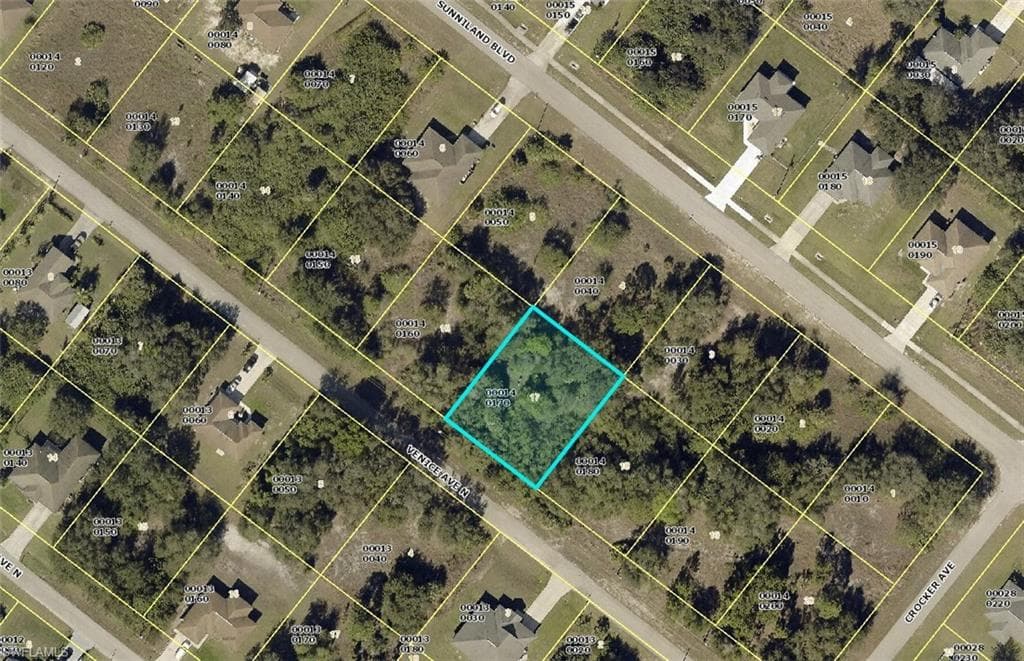 2006 Venice AVE N LEHIGH ACRES, FL 33971