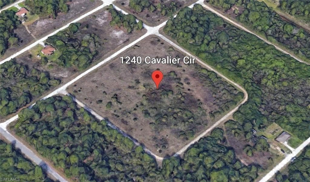 1240 Cavalier CIR LEHIGH ACRES, FL 33974