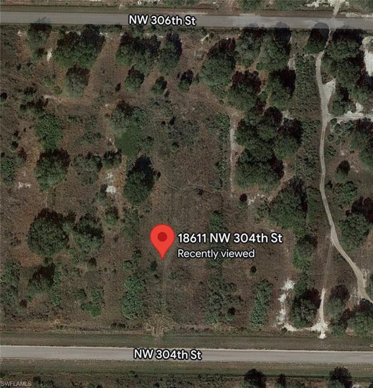 18611 NW 304Th ST OKEECHOBEE, FL 34972