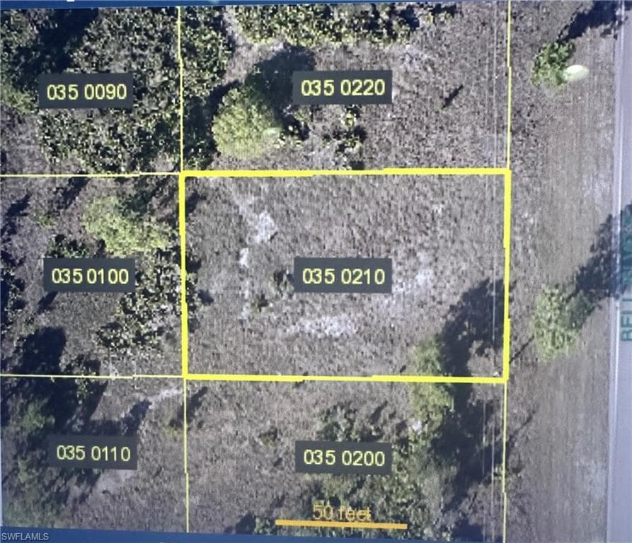 382-384 Bell BLVD S LEHIGH ACRES, FL 33974