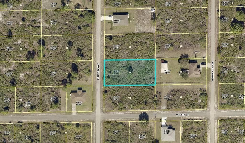 1302 Plumosa AVE LEHIGH ACRES, FL 33972