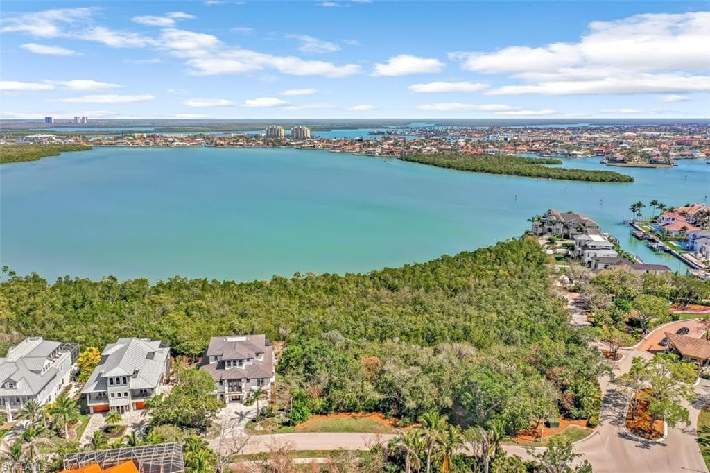 945 Royal Marco WAY MARCO ISLAND, FL 34145