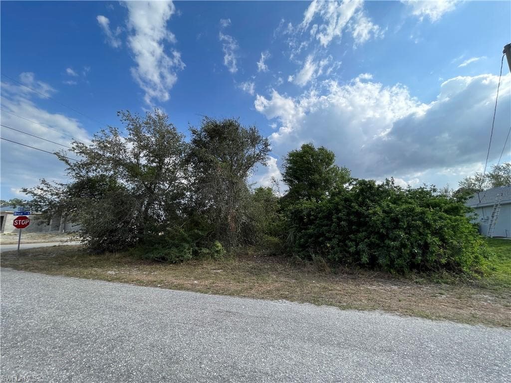 4001 25th ST SW LEHIGH ACRES, FL 33976