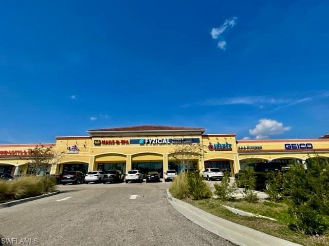 13843 Tamiami TRL NORTH PORT, FL 34287