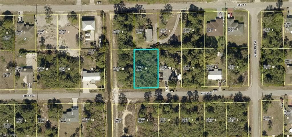 5228 4th ST W LEHIGH ACRES, FL 33971