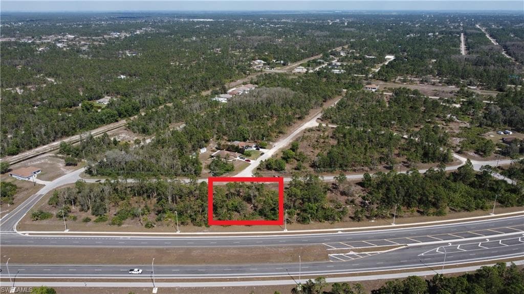 2412 Meadow RD LEHIGH ACRES, FL 33974