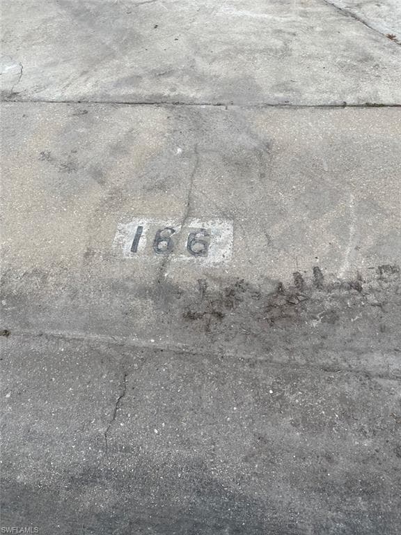 19681 Summerlin RD
