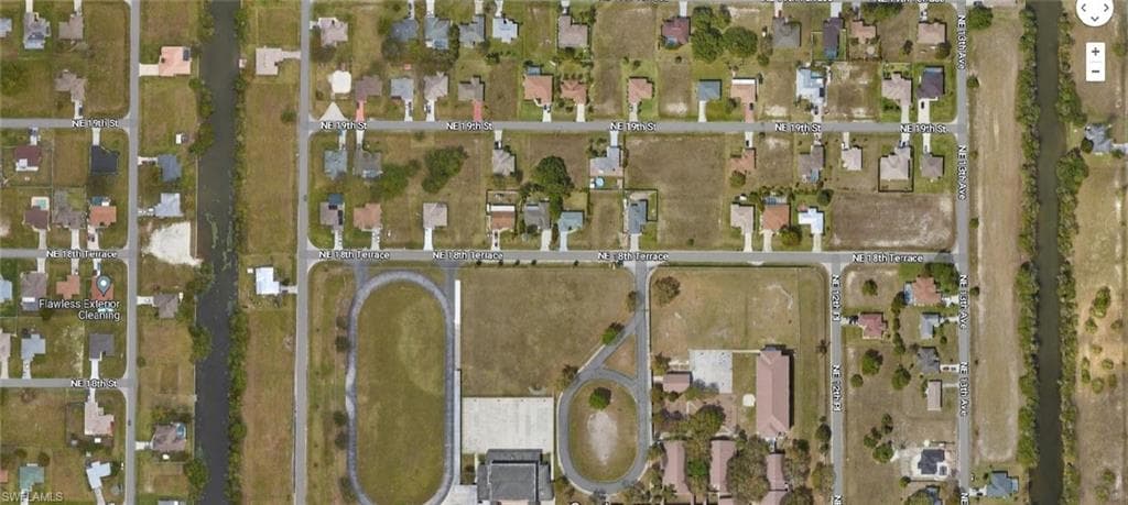 1117 NE 18th TER CAPE CORAL, FL 33909