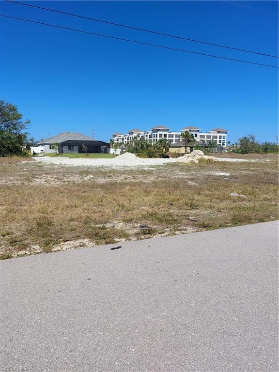 1502 SW 17th AVE CAPE CORAL, FL 33991