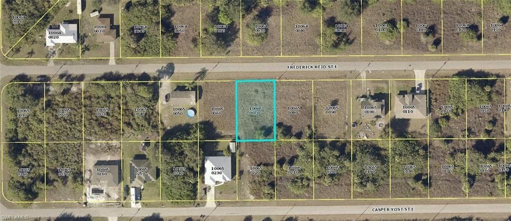 818 Frederick Reid ST E LEHIGH ACRES, FL 33974