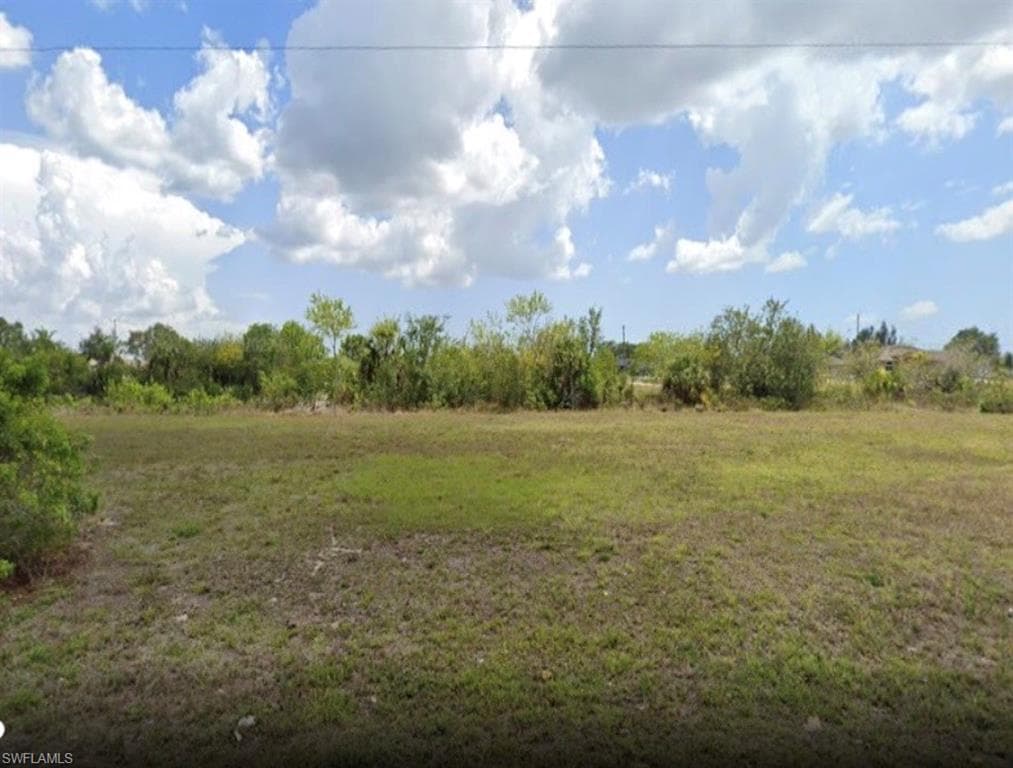 1004 20th ST CAPE CORAL, FL 33909