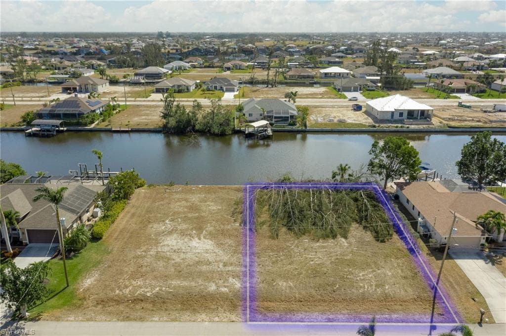1705 NW 41st AVE CAPE CORAL, FL 33993