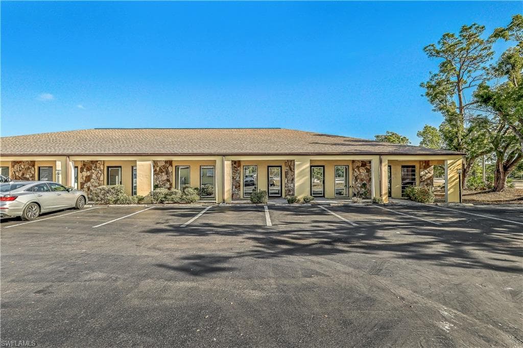 6214 Presidential CT G FORT MYERS, FL 33919