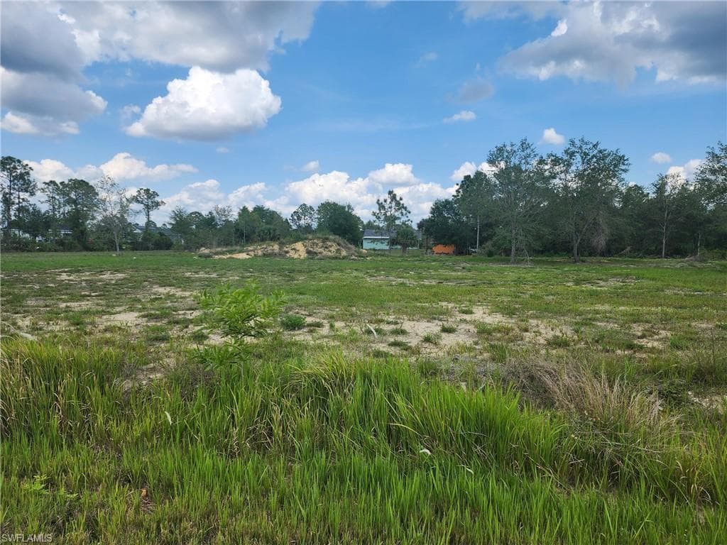720 5th AVE LEHIGH ACRES, FL 33972