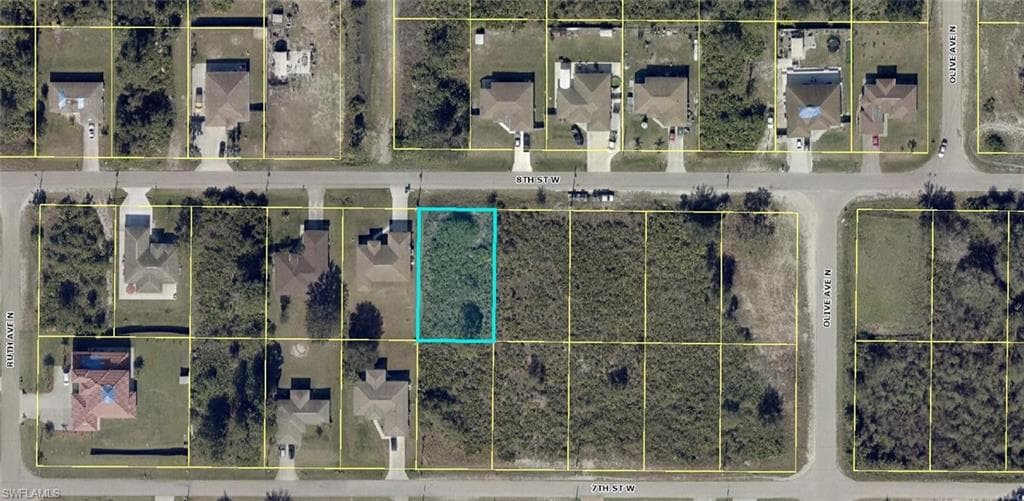 3211 8th ST W LEHIGH ACRES, FL 33971