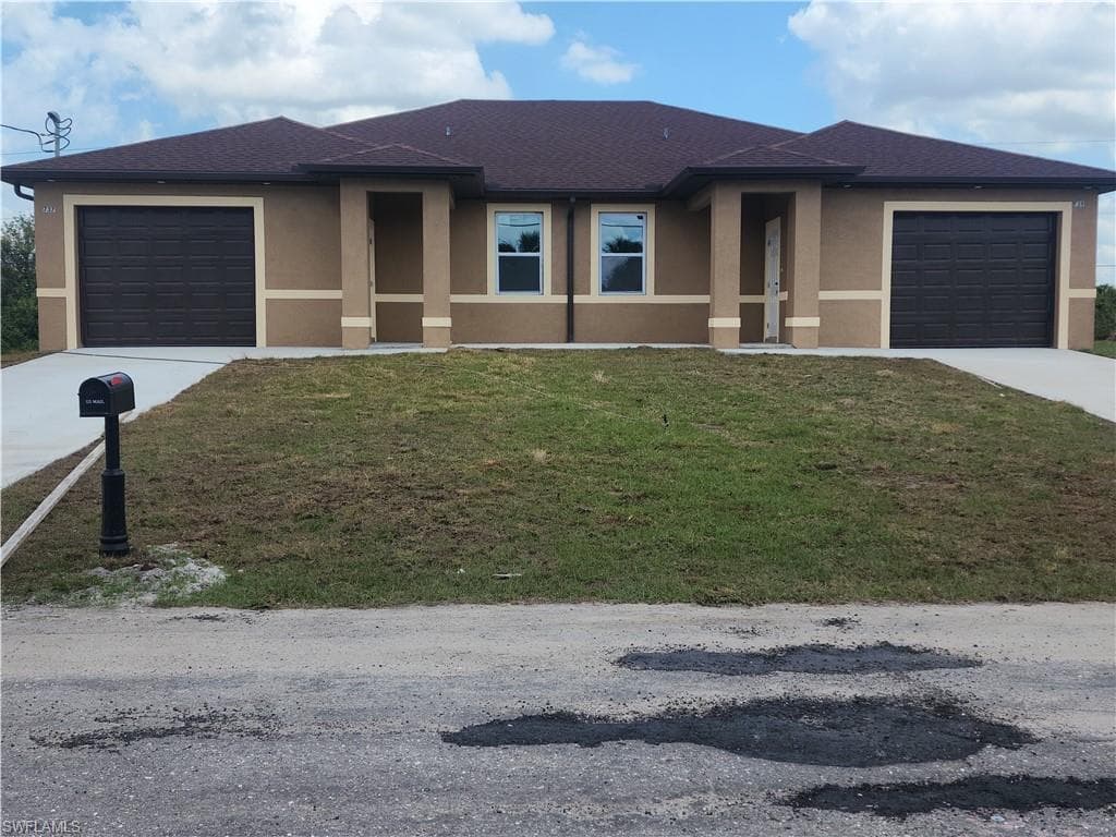 737-739 Gilbert AVE S LEHIGH ACRES, FL 33973