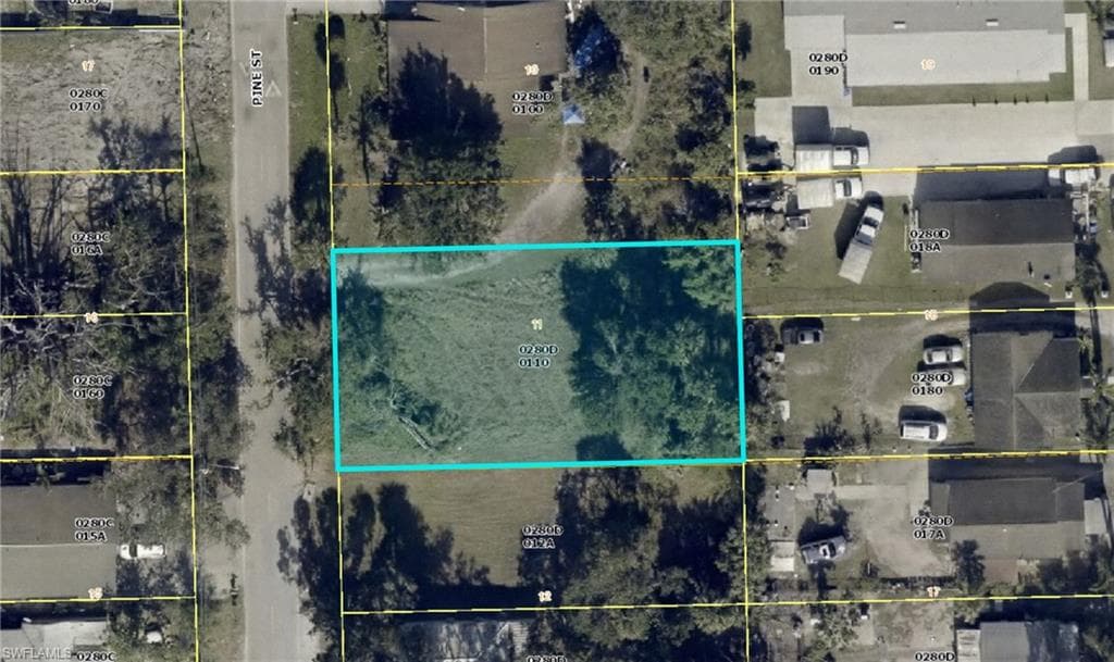 729 Pine ST FORT MYERS, FL 33916