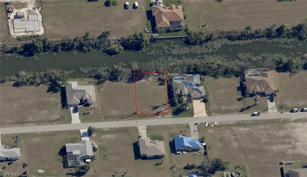 1329 NE 5th PL CAPE CORAL, FL 33909