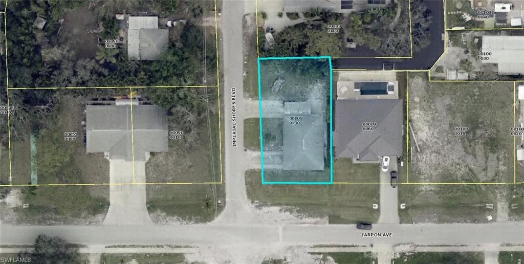 27596/598 Imperial Shores BLVD BONITA SPRINGS, FL 34134
