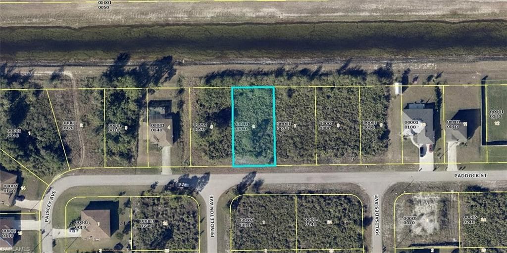 111 Paddock ST LEHIGH ACRES, FL 33974