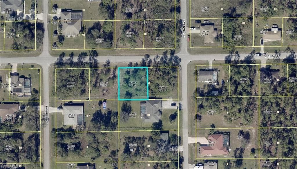 3204 E 2nd ST LEHIGH ACRES, FL 33936
