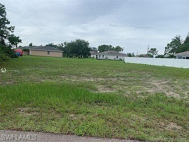 2010 NE 44th ST CAPE CORAL, FL 33909