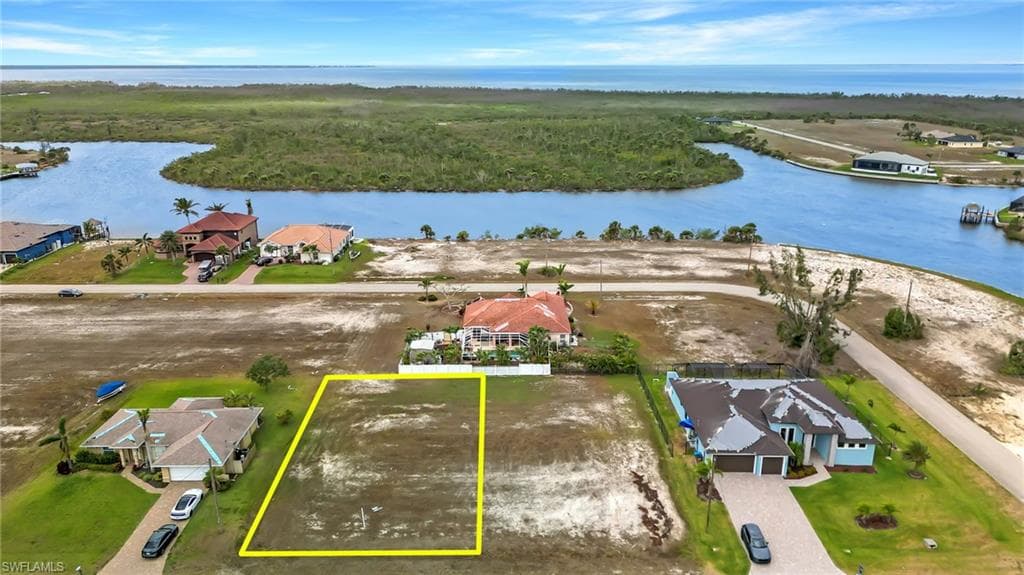 3510 NW 46th AVE CAPE CORAL, FL 33993