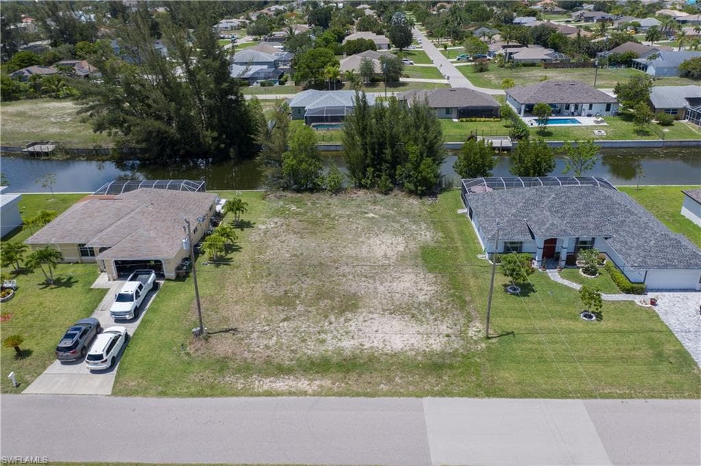 1417 SW 24th ST CAPE CORAL, FL 33991
