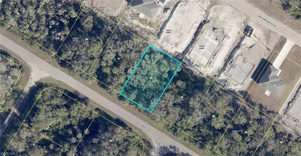 608 Kleinart DR LEHIGH ACRES, FL 33972