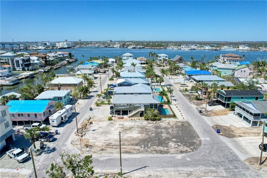 211 Ostego DR FORT MYERS BEACH, FL 33931