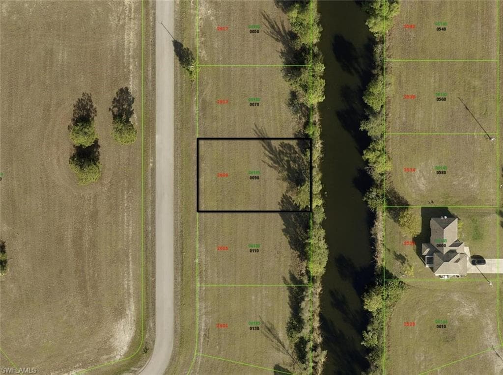 2609 26th PL CAPE CORAL, FL 33993