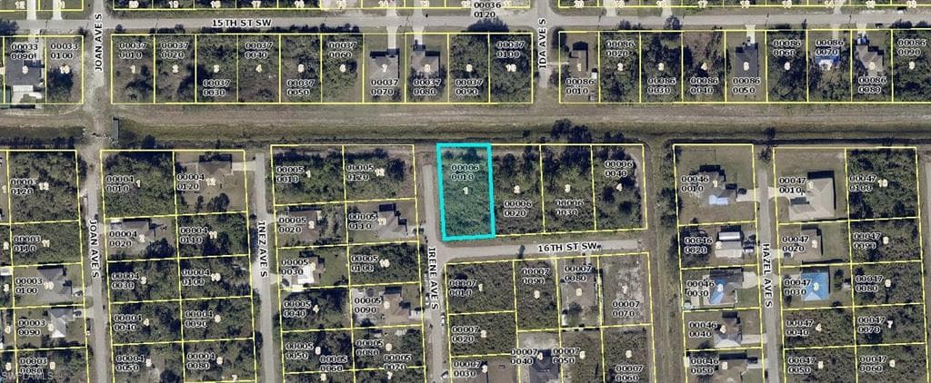 2908 16th ST SW LEHIGH ACRES, FL 33976