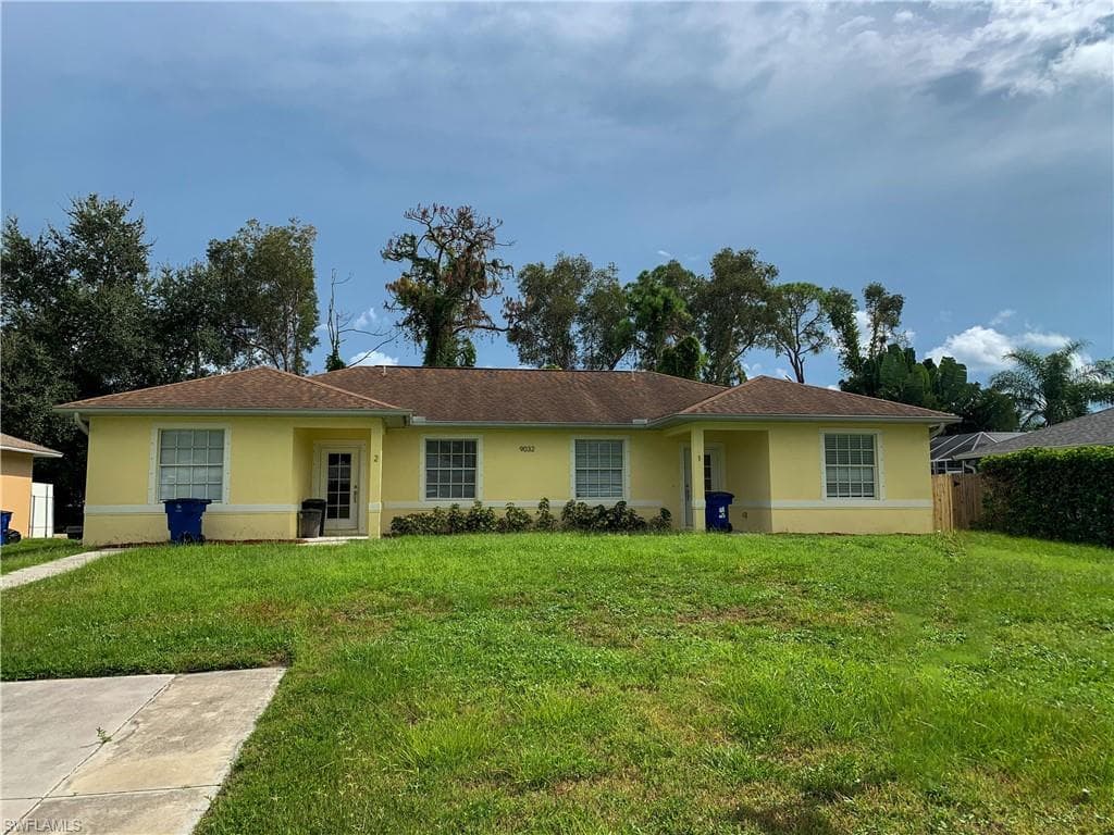 9032 Frank RD 1 & 2 FORT MYERS, FL 33967