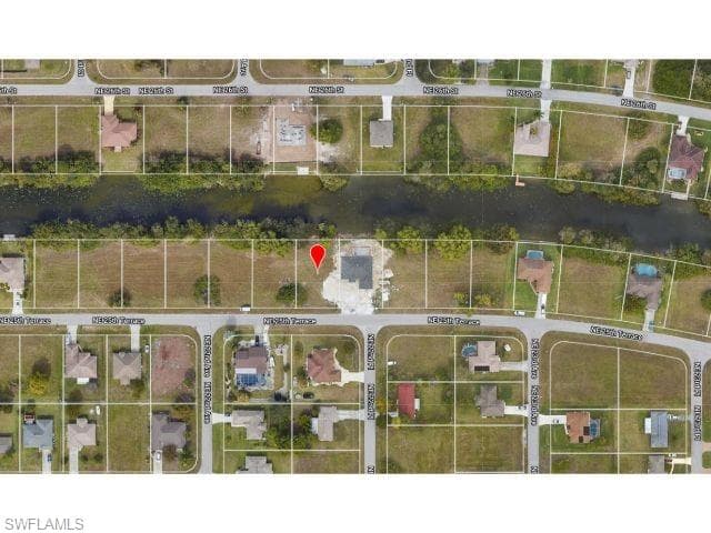 2205 25th TER CAPE CORAL, FL 33909
