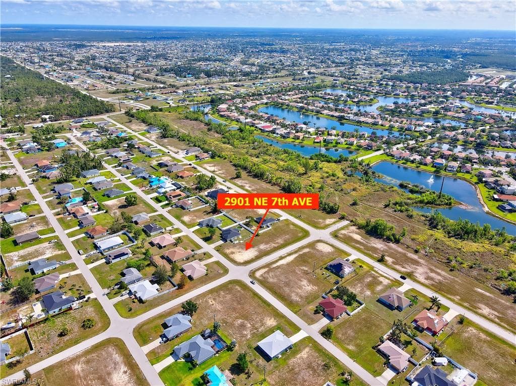 2901 7th AVE CAPE CORAL, FL 33909