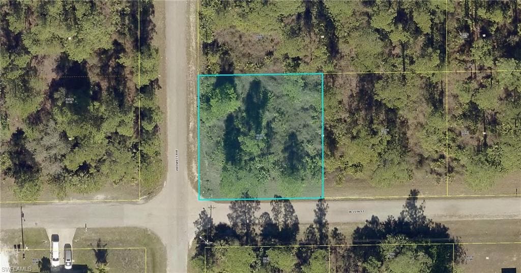 406 W 11th ST LEHIGH ACRES, FL 33972