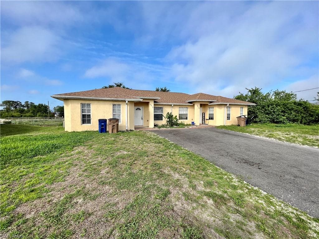 4813-4815 Leonard BLVD S LEHIGH ACRES, FL 33973