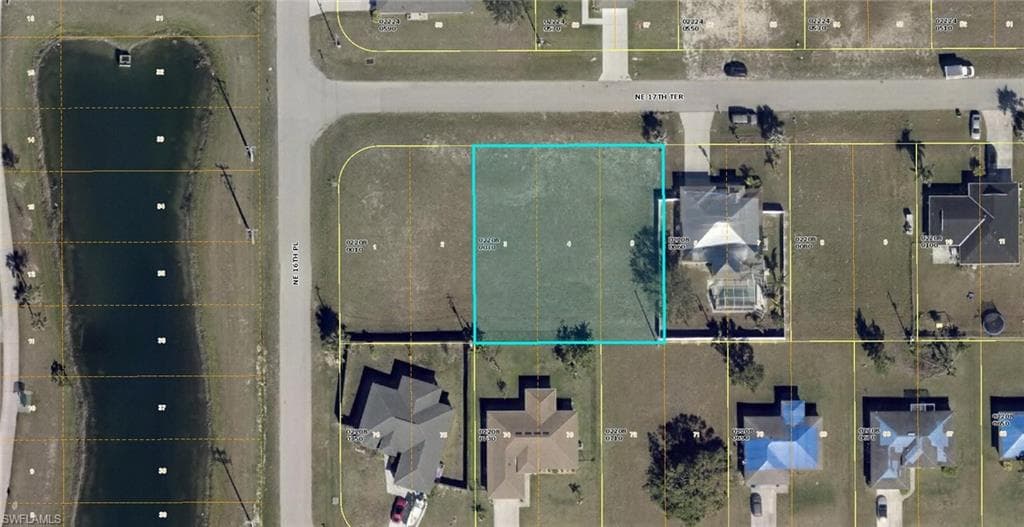 1622 NE 17th TER CAPE CORAL, FL 33909