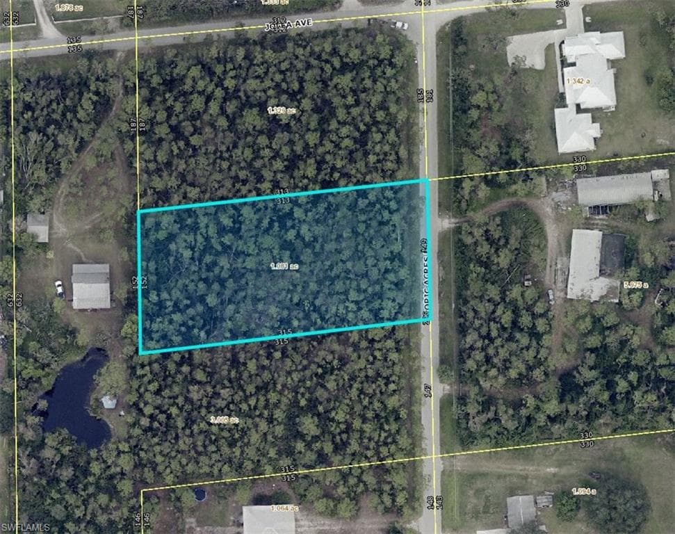25688 Tropic Acres DR BONITA SPRINGS, FL 34135