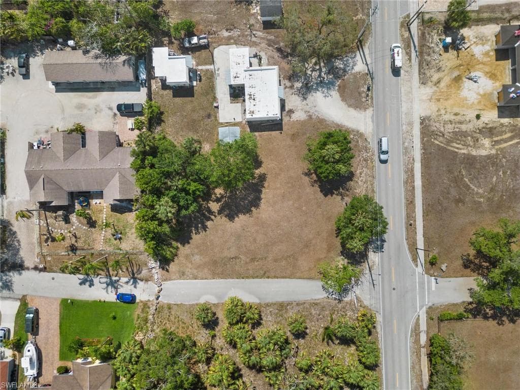 27820 Lime ST BONITA SPRINGS, FL 34135