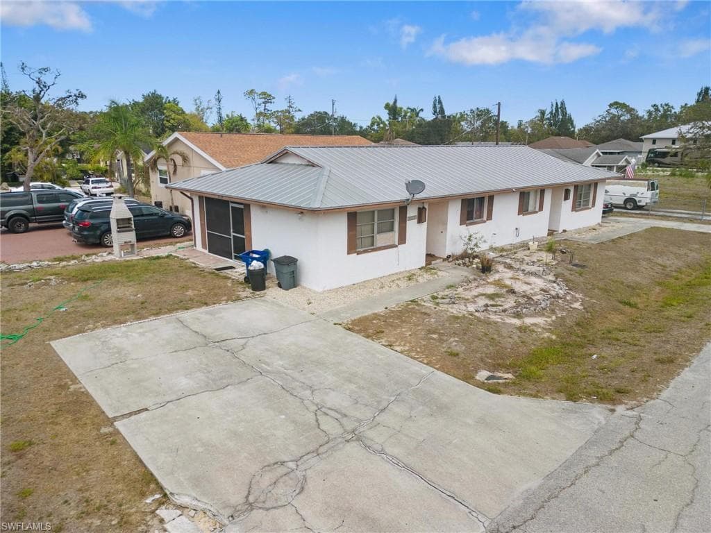 10321/323 Kentucky ST BONITA SPRINGS, FL 34135
