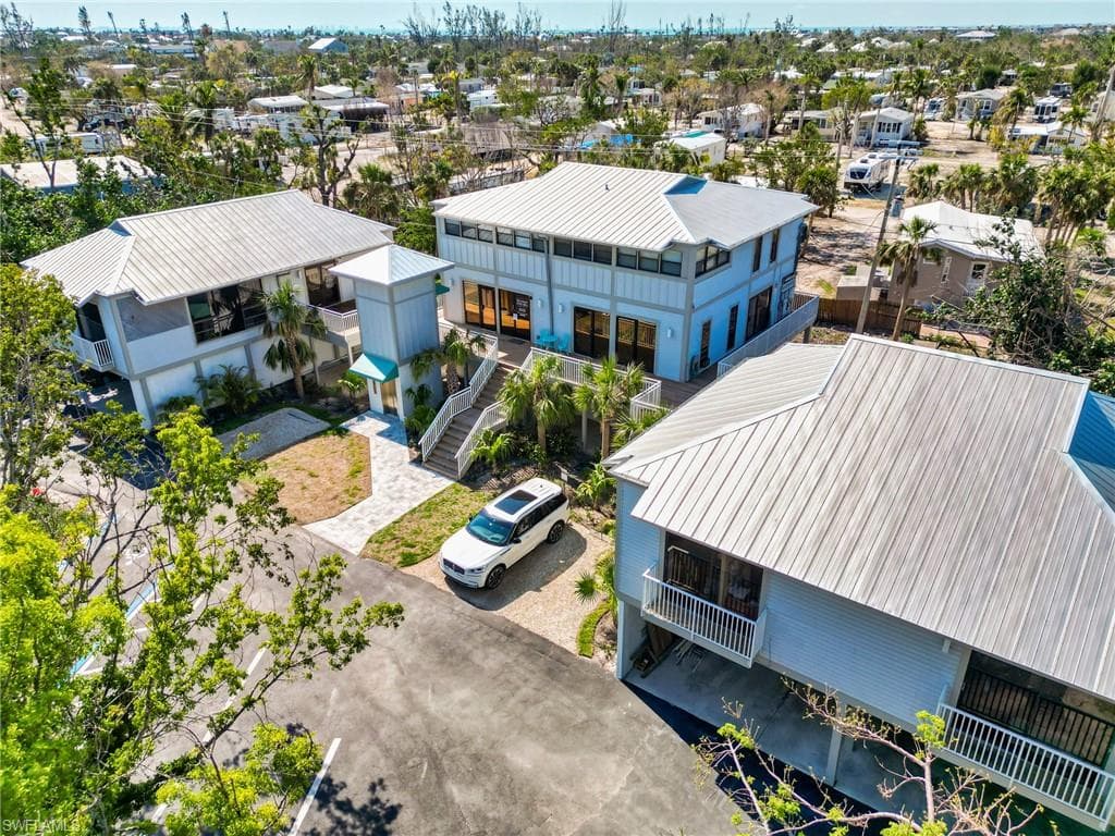 1149 Periwinkle WAY 2 SANIBEL, FL 33957