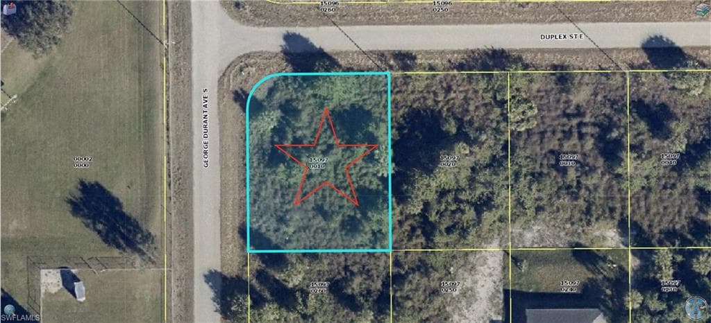 834-836 Duplex ST E LEHIGH ACRES, FL 33974