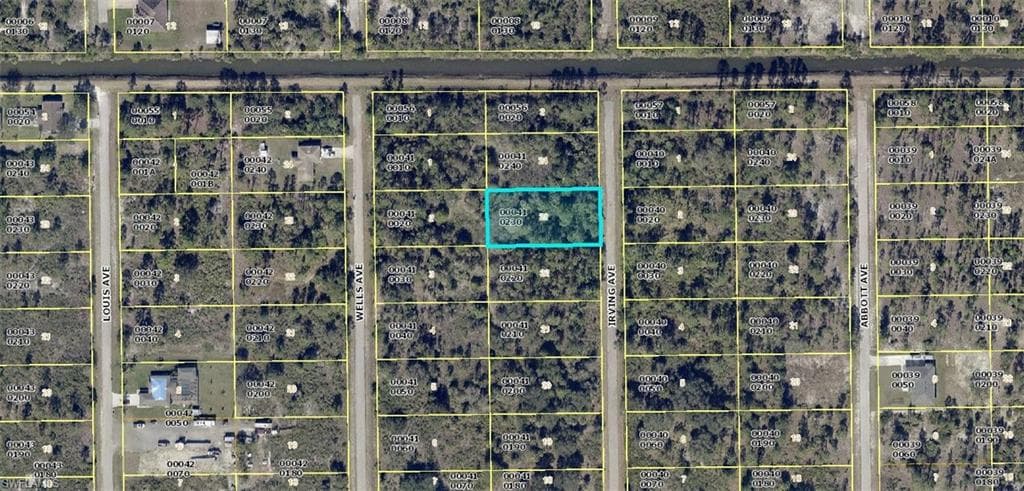 321 Irving AVE LEHIGH ACRES, FL 33936