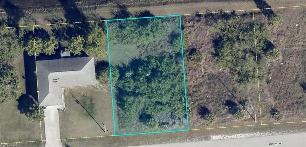 1151 Ermine ST E LEHIGH ACRES, FL 33974